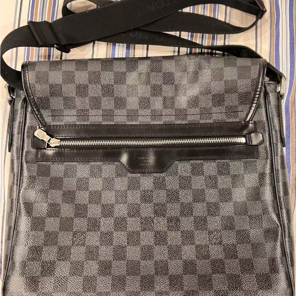 Men's Black Checkered Shoulder Bag